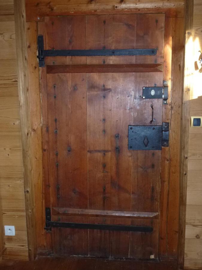 "Chalet Les Aravis" Chalet Et Appartements 大博尔南 外观 照片